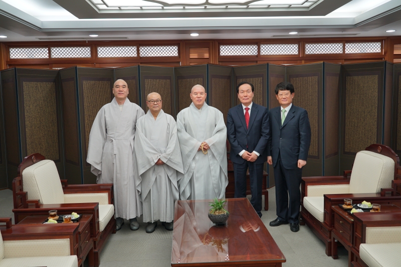2017.03.22_의성군수 김주수, 김동건 변호사 예방